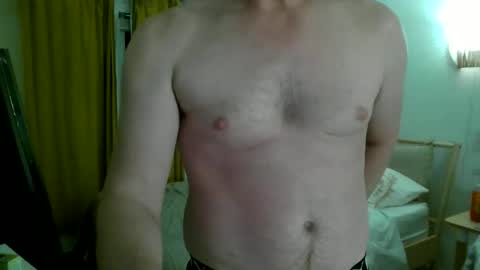 Snapshot of nunyabizness133563 chatting on 11/10/25, 04:22 nunyabizness133563 online show from 11/10/25, 04:22