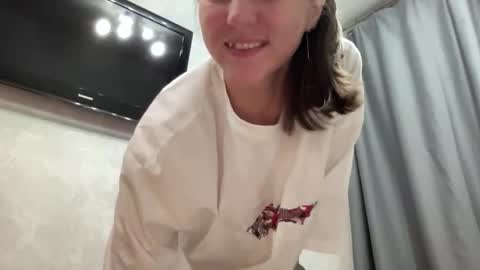 Ema online show from 09/09/25, 04:06