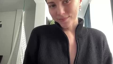 Ema online show from 10/18/25, 06:05