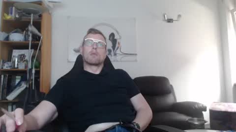 Snapshot of nursefan chatting on 10/08/25, 03:42 nursefan online show from 10/08/25, 03:42