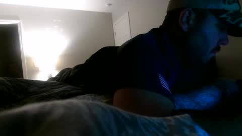 nuttincowboy727272 online show from 12/22/25, 12:18