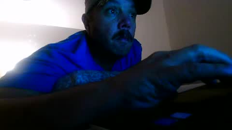 Snapshot of nuttincowboy727272 chatting on 04/08/26, 01:38 nuttincowboy727272 online show from 04/08/26, 01:38