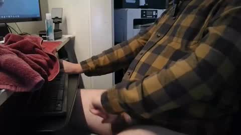 Snapshot of nutttyprof chatting on 10/23/25, 05:33 nuttyprof online show from 10/23/25, 05:33