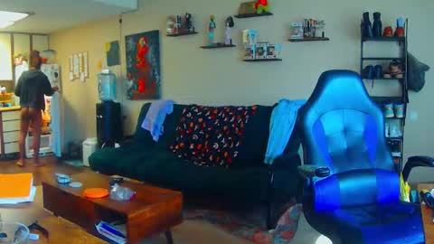 Snapshot of nuttyxmusk chatting on 01/06/26, 04:00 Check the links online show from 01/06/26, 04:00