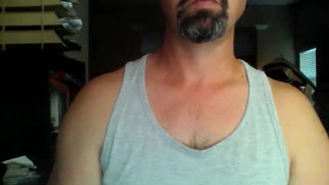 nvrenuff1979 online show from 05/26/26, 10:44