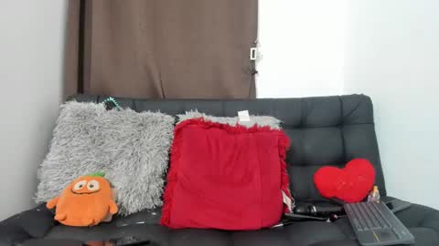 Snapshot of nyalgasai1 chatting on 12/27/24, 08:24 Nia online show from 12/27/24, 08:24