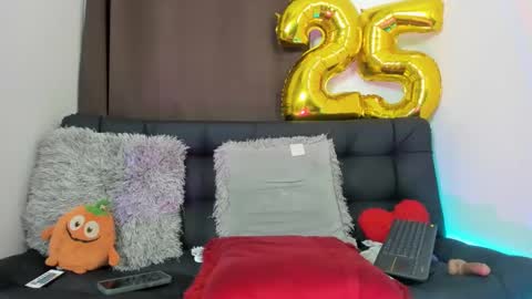 Snapshot of nyalgasai1 chatting on 01/09/25, 08:45 Nia online show from 01/09/25, 08:45