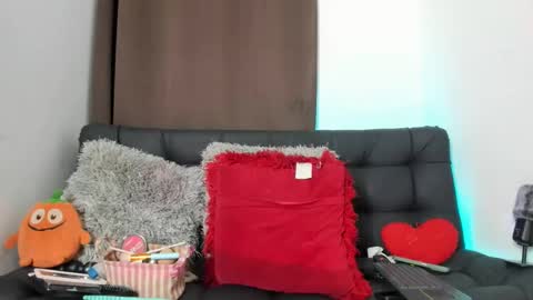 Snapshot of nyalgasai1 chatting on 01/19/25, 05:05 Nia online show from 01/19/25, 05:05