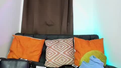 Snapshot of nyalgasai1 chatting on 09/16/25, 11:06 Nia online show from 09/16/25, 11:06