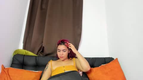 Snapshot of nyalgasai1 chatting on 09/20/25, 02:23 Nia online show from 09/20/25, 02:23