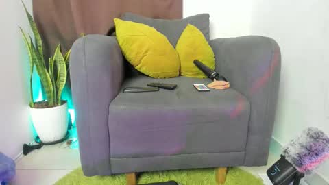 Snapshot of nyalgasai1 chatting on 03/11/26, 11:44 Nia online show from 03/11/26, 11:44