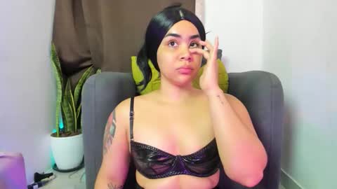 Snapshot of nyalgasai1 chatting on 04/13/26, 04:51 Nia online show from 04/13/26, 04:51