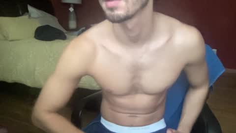 Snapshot of nyc2100 chatting on 02/05/25, 08:04 Your HOTBF online show from 02/05/25, 08:04