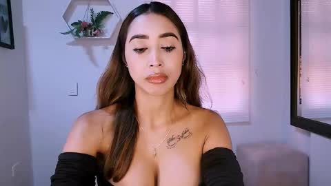 Snapshot of nycole_1988 chatting on 02/13/26, 04:14 Nycole online show from 02/13/26, 04:14