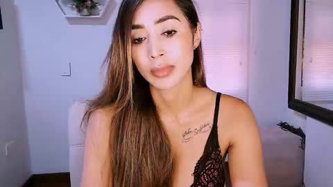 Snapshot of nycole_1988 chatting on 02/27/26, 06:08 Nycole online show from 02/27/26, 06:08