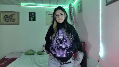 Frida online show from 12/18/24, 06:21