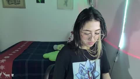 Frida online show from 12/26/24, 02:16