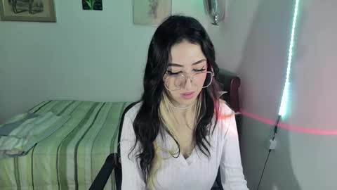 Frida online show from 03/03/25, 01:31