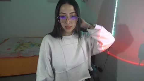 Snapshot of nymph_frida chatting on 02/04/26, 07:25 Frida online show from 02/04/26, 07:25