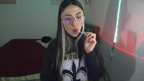 Snapshot of nymph_frida chatting on 02/21/26, 05:52 Frida online show from 02/21/26, 05:52