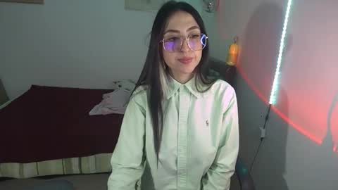 Snapshot of nymph_frida chatting on 03/04/26, 08:20 Frida online show from 03/04/26, 08:20