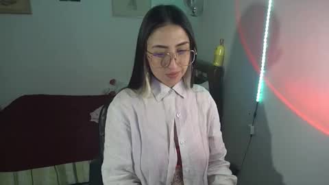 Snapshot of nymph_frida chatting on 03/06/26, 07:49 Frida online show from 03/06/26, 07:49