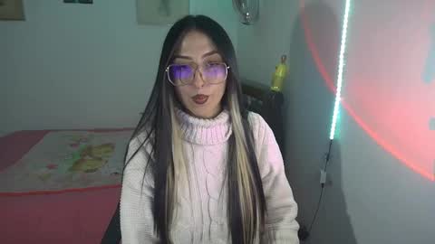 Snapshot of nymph_frida chatting on 04/13/26, 05:35 Frida online show from 04/13/26, 05:35