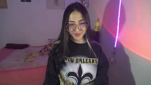 Snapshot of nymph_frida chatting on 04/23/26, 04:35 Frida online show from 04/23/26, 04:35