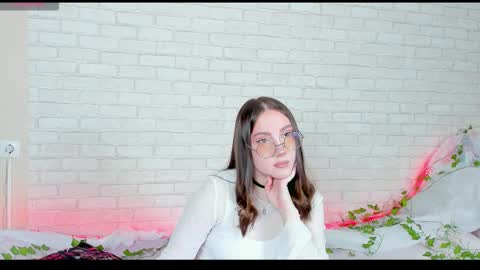 Kat online show from 11/11/25, 05:57