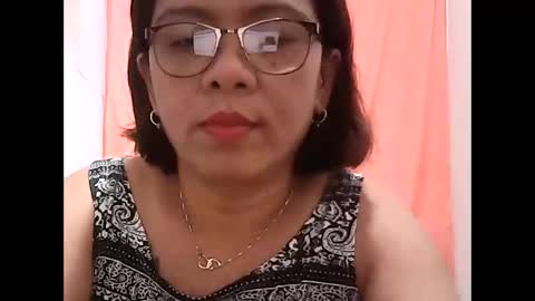 Snapshot of nymphoangel2022 chatting on 03/09/25, 05:44 I am your angel online show from 03/09/25, 05:44