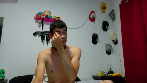 Snapshot of nymphobuddies chatting on 12/18/24, 04:28 David and Steven Independents online show from 12/18/24, 04:28