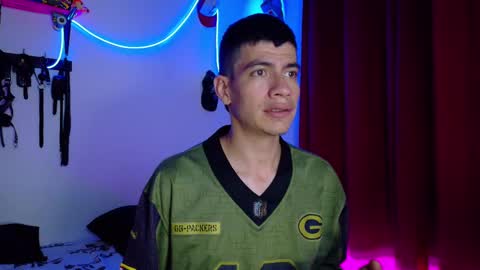 Snapshot of nymphobuddies chatting on 02/10/25, 01:57 David and Steven Independents online show from 02/10/25, 01:57