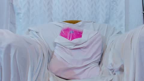 Snapshot of nymphomania9599 chatting on 01/12/25, 10:23 xionela gates online show from 01/12/25, 10:23