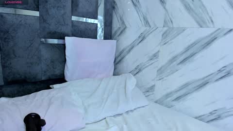 Snapshot of nymphomania9599 chatting on 01/13/25, 10:45 xionela gates online show from 01/13/25, 10:45