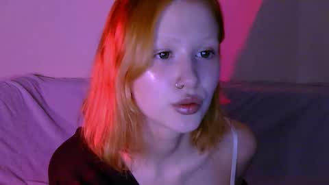 Snapshot of nyra_thira chatting on 10/16/25, 01:28 nyra_thira online show from 10/16/25, 01:28
