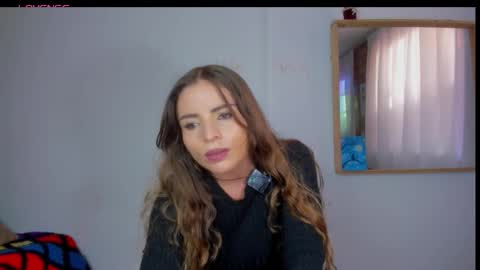 Snapshot of nyusha619933 chatting on 02/18/26, 09:22 Laura nyu online show from 02/18/26, 09:22