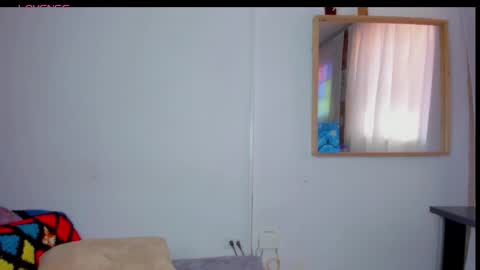 Snapshot of nyusha619933 chatting on 02/25/26, 08:51 Laura nyu online show from 02/25/26, 08:51