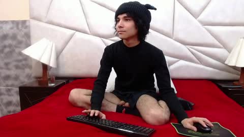 nyx_and_arian online show from 05/08/26, 02:39