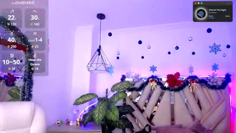 Alex   .    online show from 11/23/25, 08:52