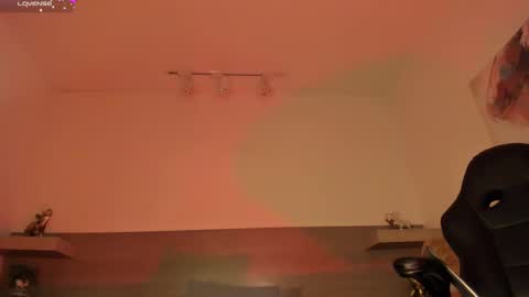 Nyx Shadow online show from 02/26/25, 07:09