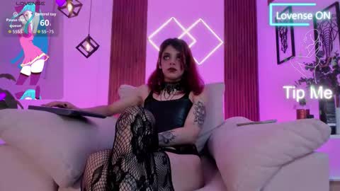  Nyxx  online show from 11/12/25, 11:47