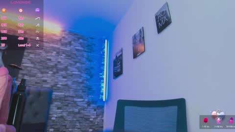 Snapshot of nyxx_moon chatting on 04/20/26, 12:02 Nyx Moon Schedule 1500 - 2200 online show from 04/20/26, 12:02