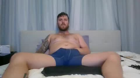 Snapshot of nzkiwiguy92 chatting on 02/17/26, 09:50 nzkiwiguy92 online show from 02/17/26, 09:50