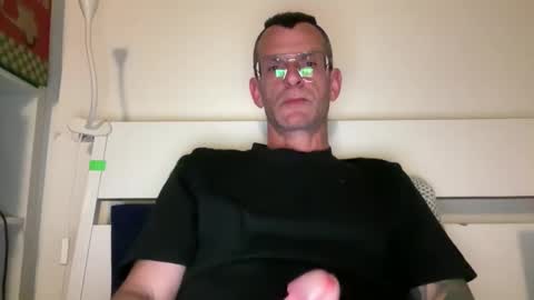Snapshot of o_johnny_deep_o chatting on 04/26/26, 09:23 Jonathan Deep online show from 04/26/26, 09:23