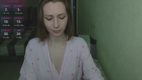 Snapshot of oaklyndobson chatting on 02/08/25, 05:50 Oaklyn online show from 02/08/25, 05:50