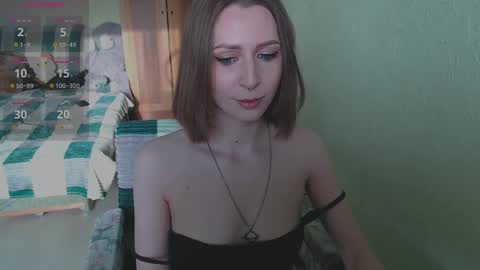 Snapshot of oaklyndobson chatting on 02/09/25, 01:14 Oaklyn online show from 02/09/25, 01:14