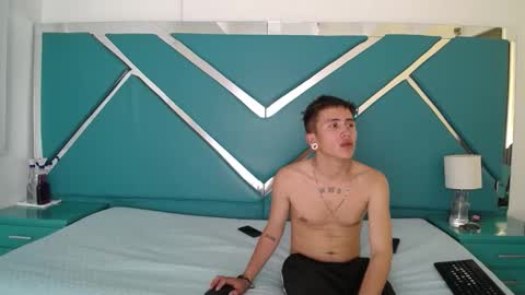 Snapshot of oblivionlove chatting on 03/05/26, 03:19 oblivionlove online show from 03/05/26, 03:19