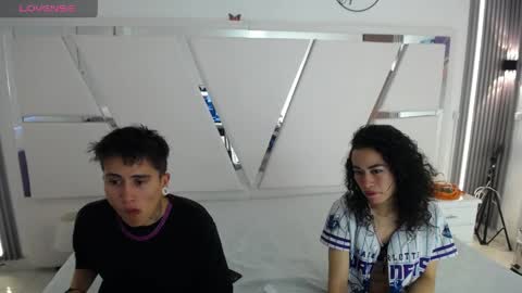 Snapshot of oblivionlove chatting on 04/01/26, 09:01 oblivionlove online show from 04/01/26, 09:01