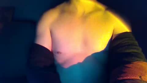 Snapshot of obscuraboy chatting on 03/25/26, 01:44 Doxy online show from 03/25/26, 01:44