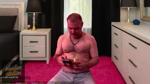 Snapshot of obsidian_stallion chatting on 11/15/25, 02:57 Obsidian stallion online show from 11/15/25, 02:57